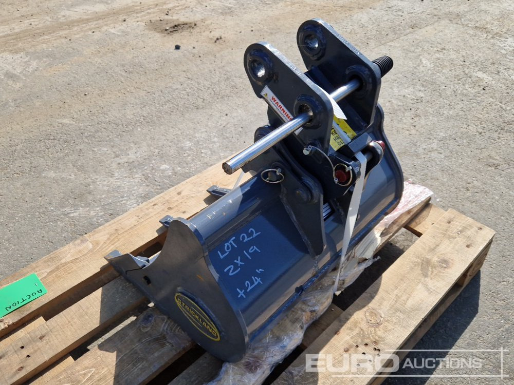 Unused Strickland 18" Digging Bucket + QH to suit Hitachi ZX19 - بكت: صور 2 Unused Strickland 18" Digging Bucket + QH to suit Hitachi ZX19 - بكت: صور 2