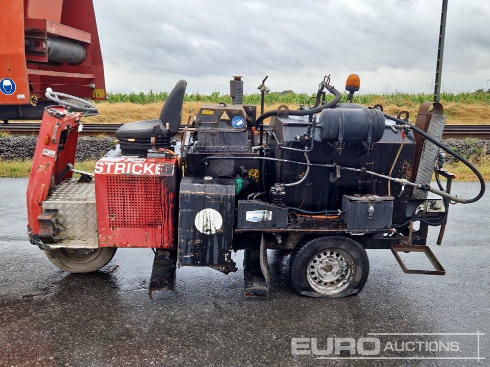 Weiro Ride-On Bitumen Sprayer Machine - آلة أسفلت: صور 2 Weiro Ride-On Bitumen Sprayer Machine - آلة أسفلت: صور 2