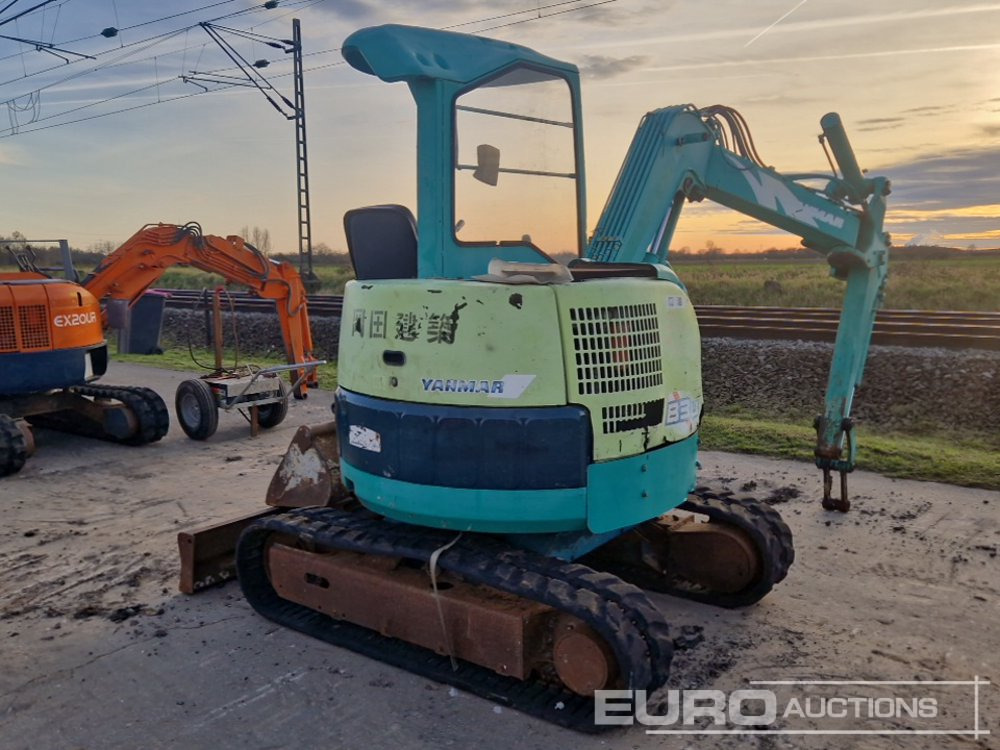 Yanmar B3U - حفارة مصغرة: صور 1 Yanmar B3U - حفارة مصغرة: صور 1