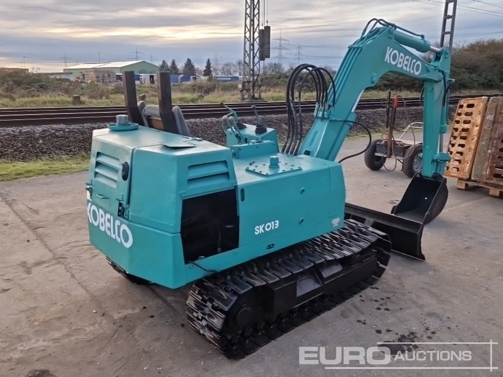 Yanmar YTB800-1 - حفارة مصغرة: صور 4 Yanmar YTB800-1 - حفارة مصغرة: صور 4