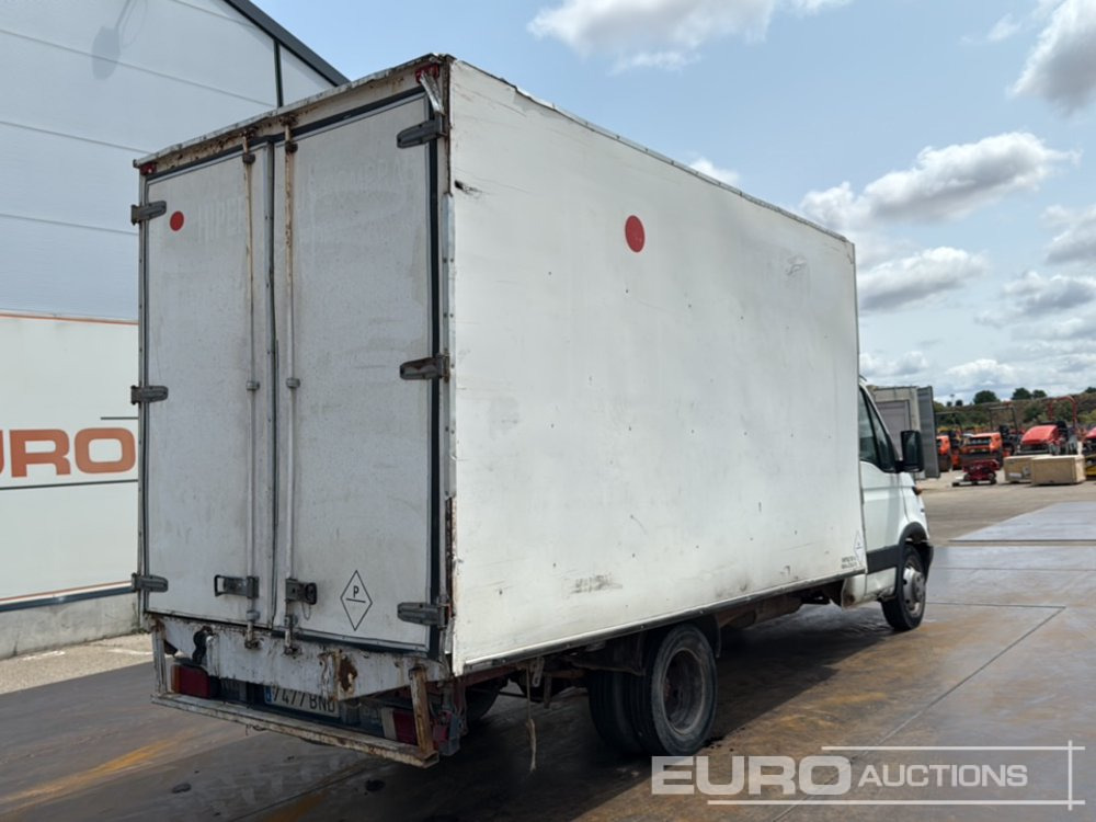 2001 Iveco Daily 35C13 - الشاحنات الصغيرة صندوق مغلق: صور 5 2001 Iveco Daily 35C13 - الشاحنات الصغيرة صندوق مغلق: صور 5