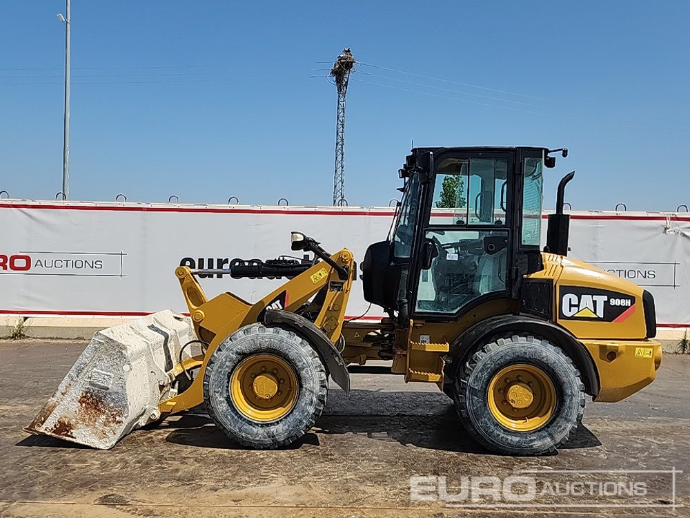 2010 CAT 908H - اللودر بعجل: صور 2 2010 CAT 908H - اللودر بعجل: صور 2