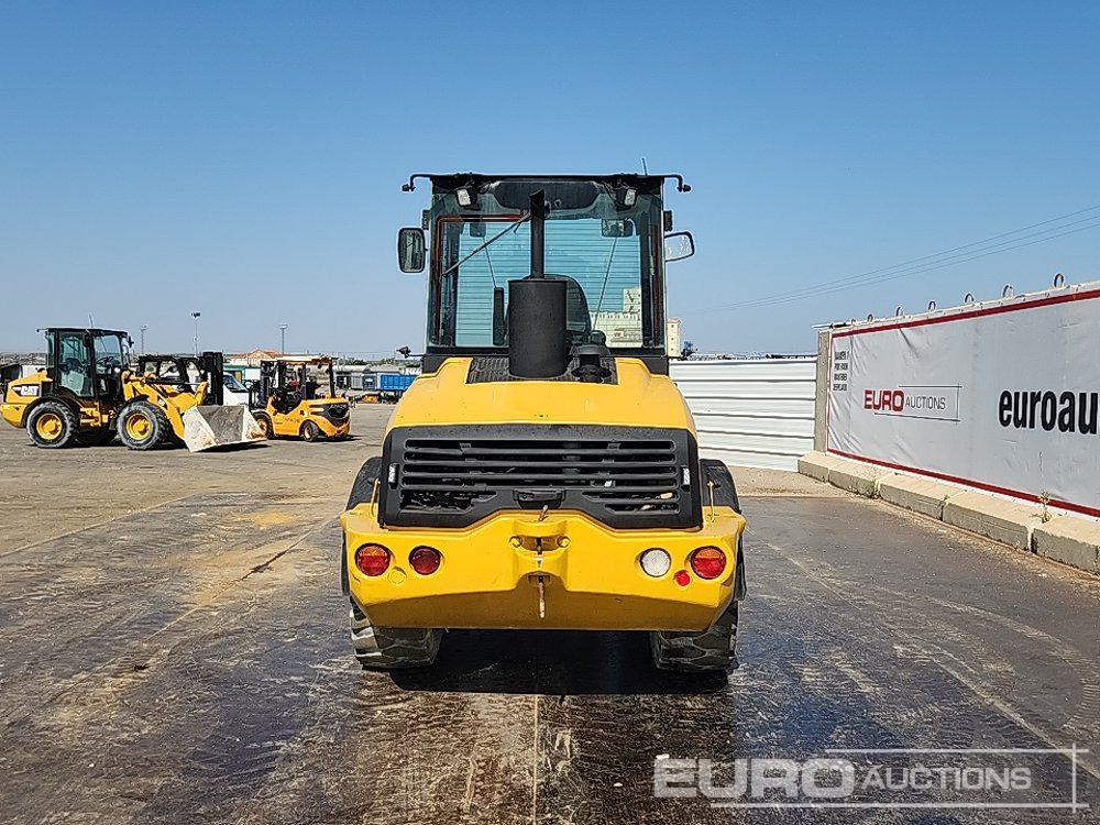 2010 CAT 908H - اللودر بعجل: صور 4 2010 CAT 908H - اللودر بعجل: صور 4