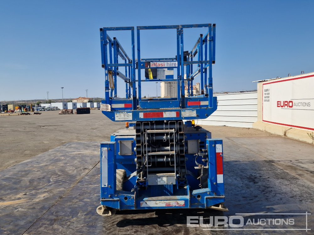 2012 Genie GS4069RT - منصات هيدروليكية متنقلة: صور 4 2012 Genie GS4069RT - منصات هيدروليكية متنقلة: صور 4