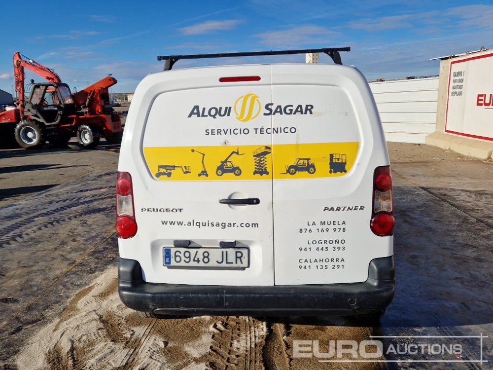 2016 Peugeot Partner 1.6HDI - الشاحنات الصغيرة: صور 4 2016 Peugeot Partner 1.6HDI - الشاحنات الصغيرة: صور 4