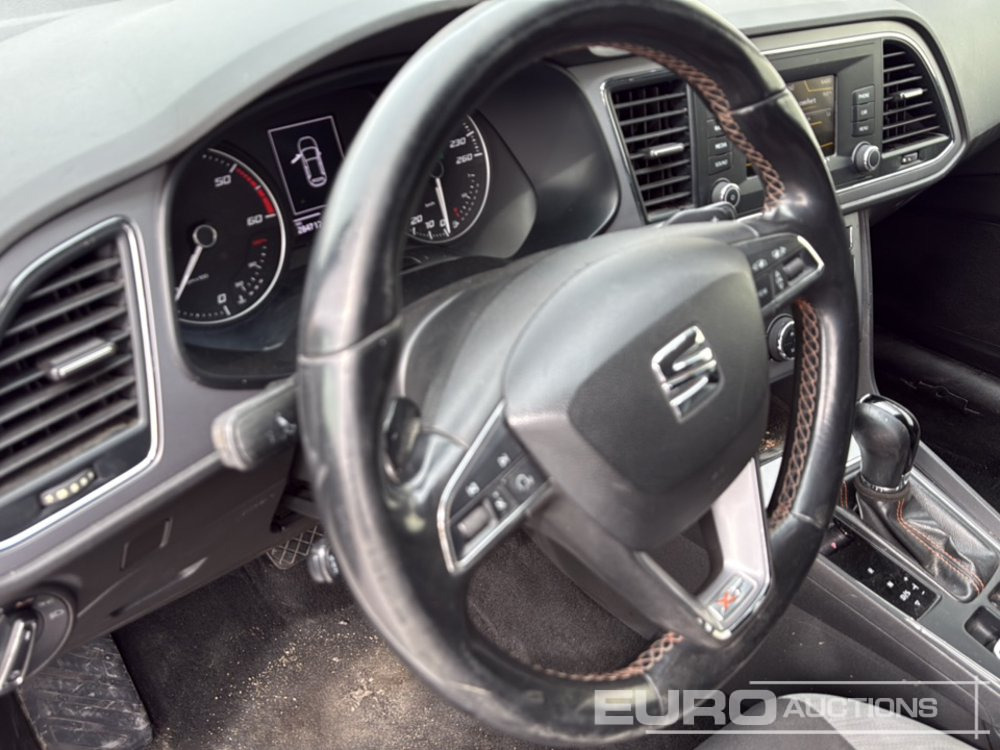 سيارة 2018 Seat LEON XPERIENCE: صور 16