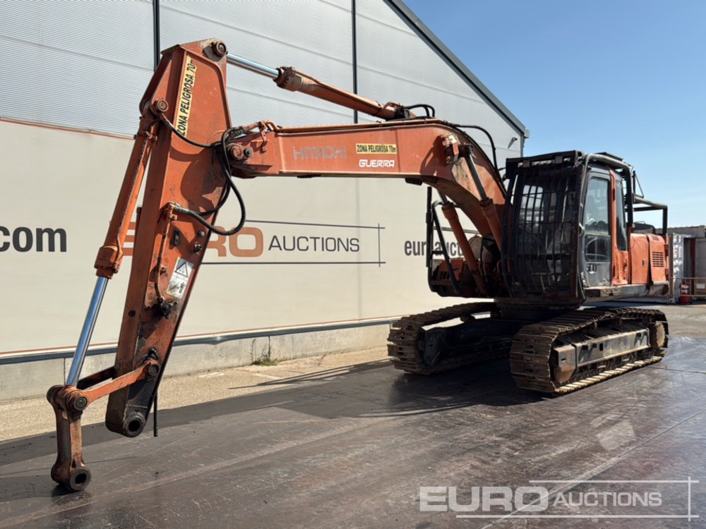 Hitachi ZX210 - حفارات زحافة: صور 1 Hitachi ZX210 - حفارات زحافة: صور 1