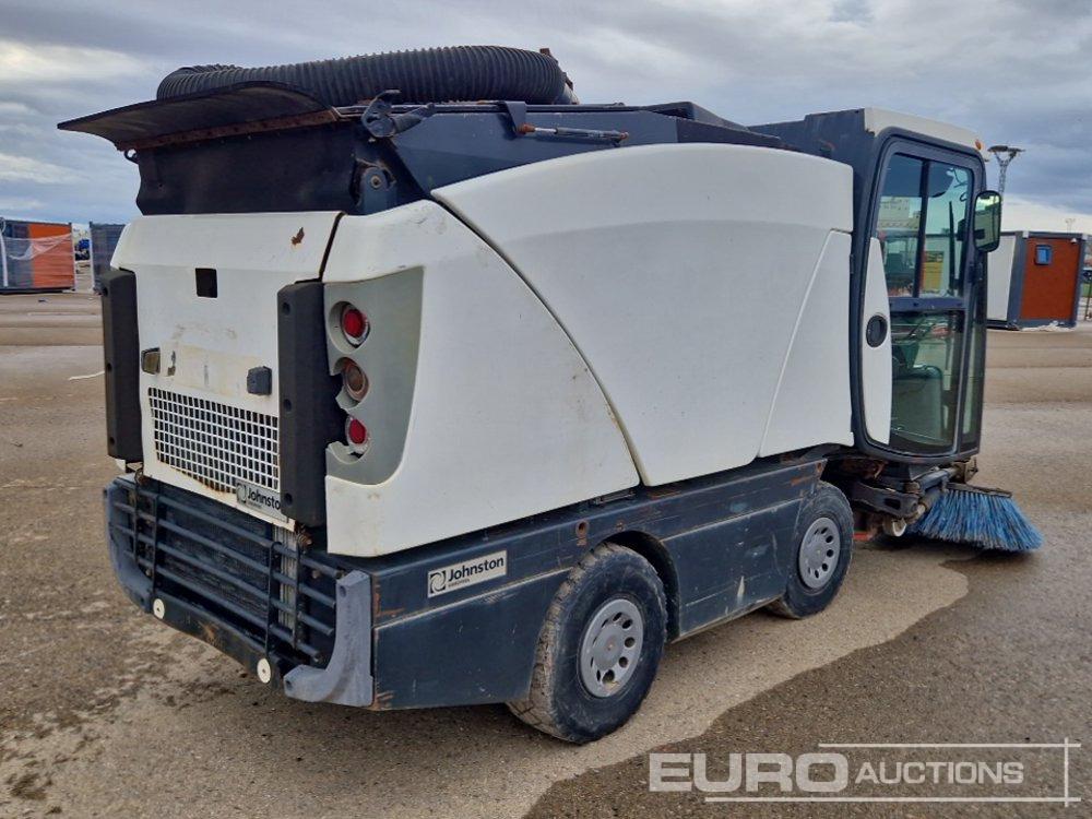 Johnston 142A 101T - سياره كنس شوارع: صور 5 Johnston 142A 101T - سياره كنس شوارع: صور 5