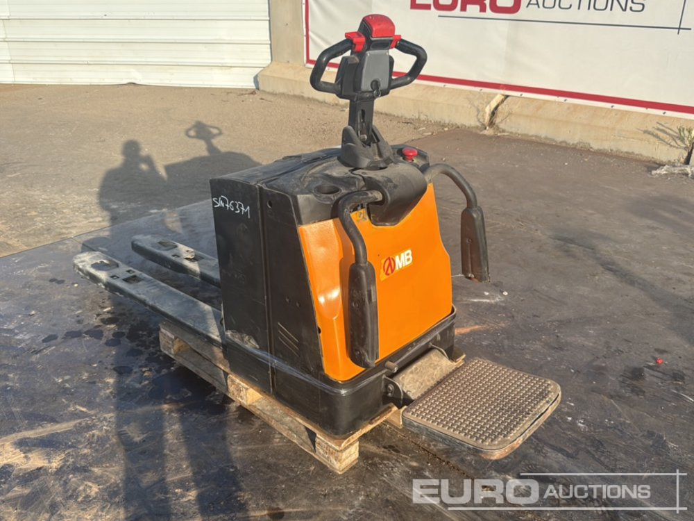 MB Electric Pallet Truck, Charger - معدات المناولة: صور 1 MB Electric Pallet Truck, Charger - معدات المناولة: صور 1
