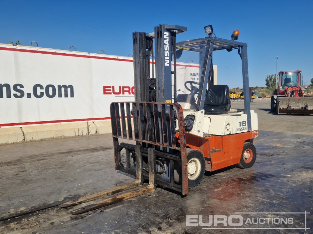 Nissan FJ01A.18U - رافعة شوكية: صور 1 Nissan FJ01A.18U - رافعة شوكية: صور 1