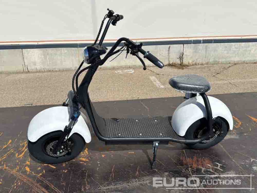 Unused City coco Electric Scooter Max Speed 40km/h, Autonomy 45km / Scooter Eléctrico - دراجة بخارية: صور 2 Unused City coco Electric Scooter Max Speed 40km/h, Autonomy 45km / Scooter Eléctrico - دراجة بخارية: صور 2