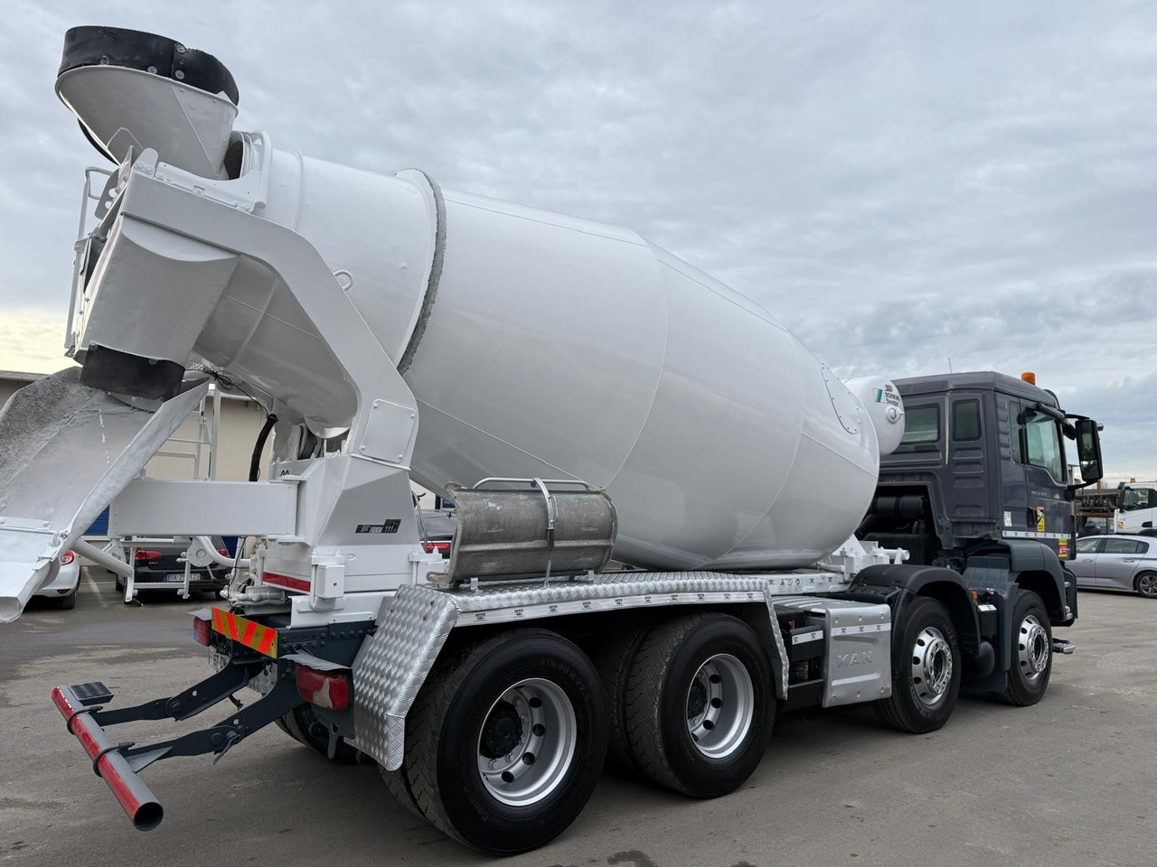 Camion béton MAN TGS 32.420 FF-957-DW - شاحنة خلاطة خرسانة: صور 5 Camion béton MAN TGS 32.420 FF-957-DW - شاحنة خلاطة خرسانة: صور 5