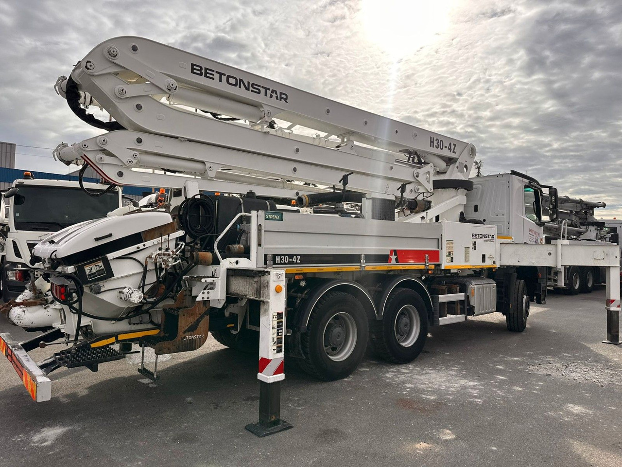 Mercedes-Benz Arocs 2640 - مضخة خرسانة: صور 4 Mercedes-Benz Arocs 2640 - مضخة خرسانة: صور 4