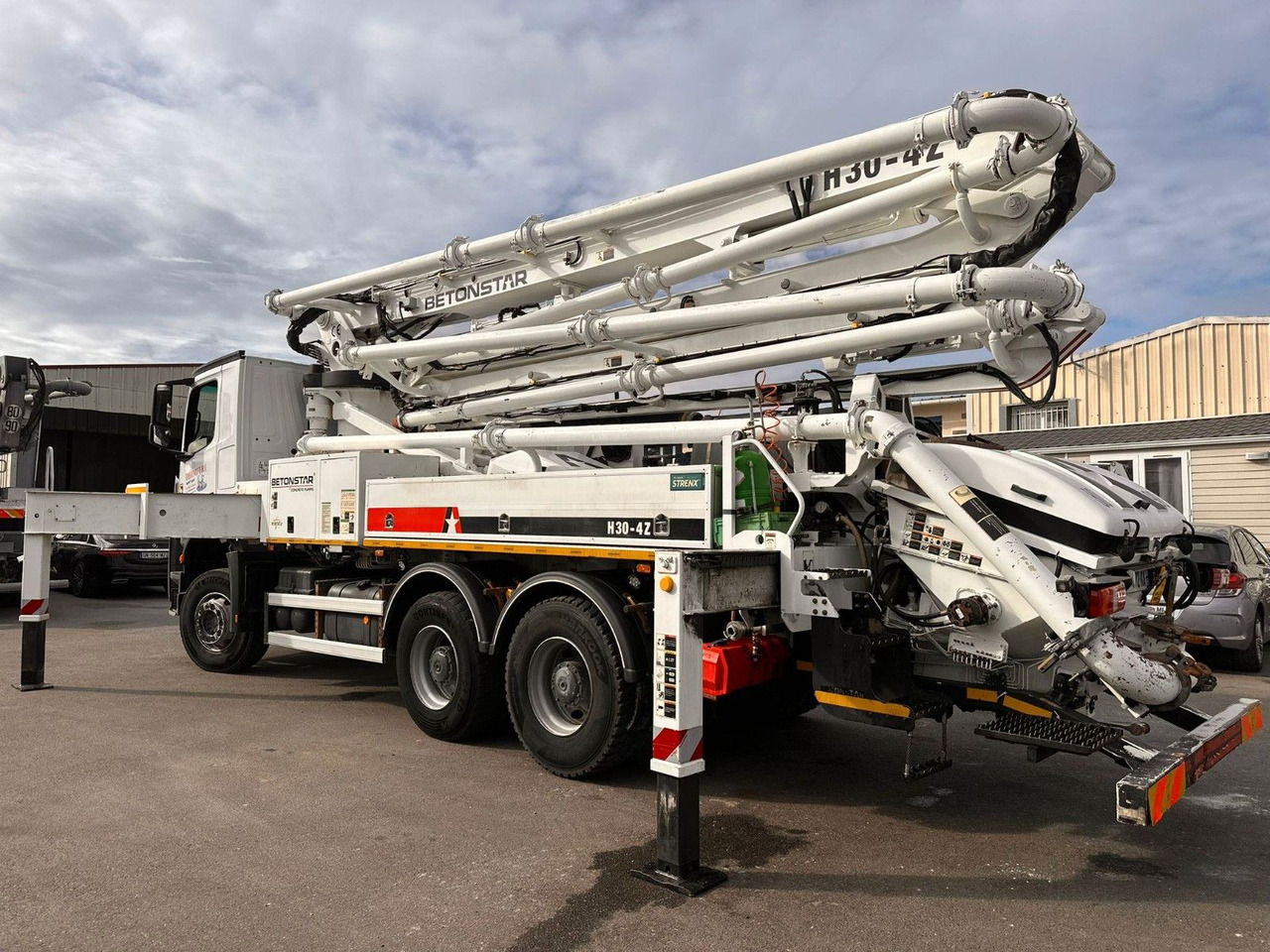 Mercedes-Benz Arocs 2640 - مضخة خرسانة: صور 5 Mercedes-Benz Arocs 2640 - مضخة خرسانة: صور 5