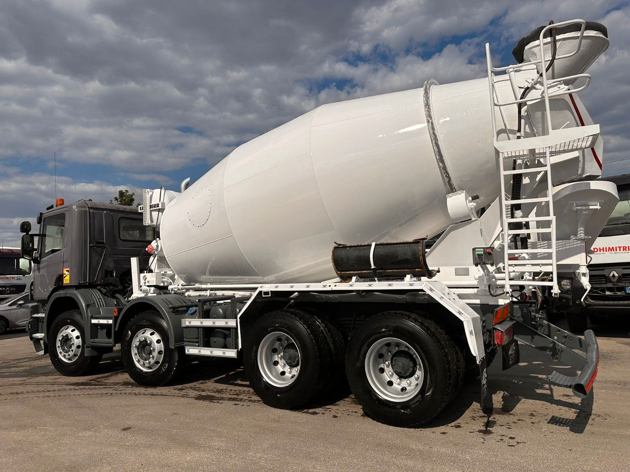 Scania P410 - شاحنة خلاطة خرسانة: صور 4 Scania P410 - شاحنة خلاطة خرسانة: صور 4