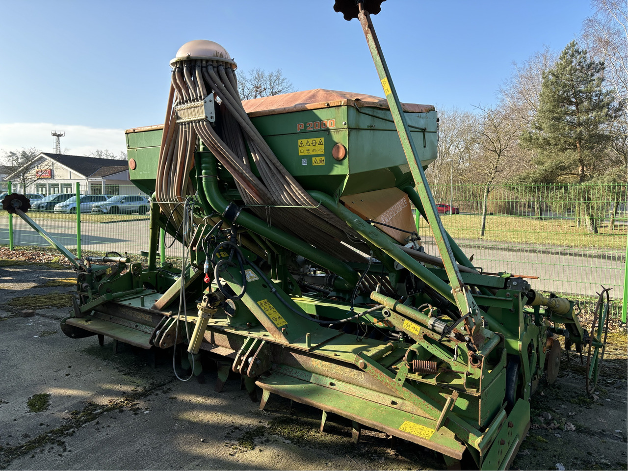 Amazone AD-P Super 4m auf KG 405 - معدات بذار: صور 1 Amazone AD-P Super 4m auf KG 405 - معدات بذار: صور 1