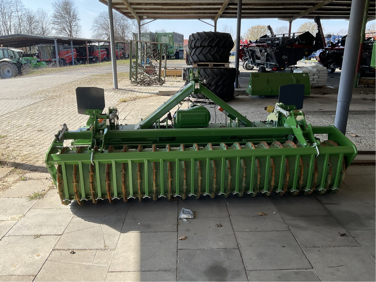 Amazone KX 3001 Anbaukreiselgrubbe - ال معدات حراثه: صور 2 Amazone KX 3001 Anbaukreiselgrubbe - ال معدات حراثه: صور 2