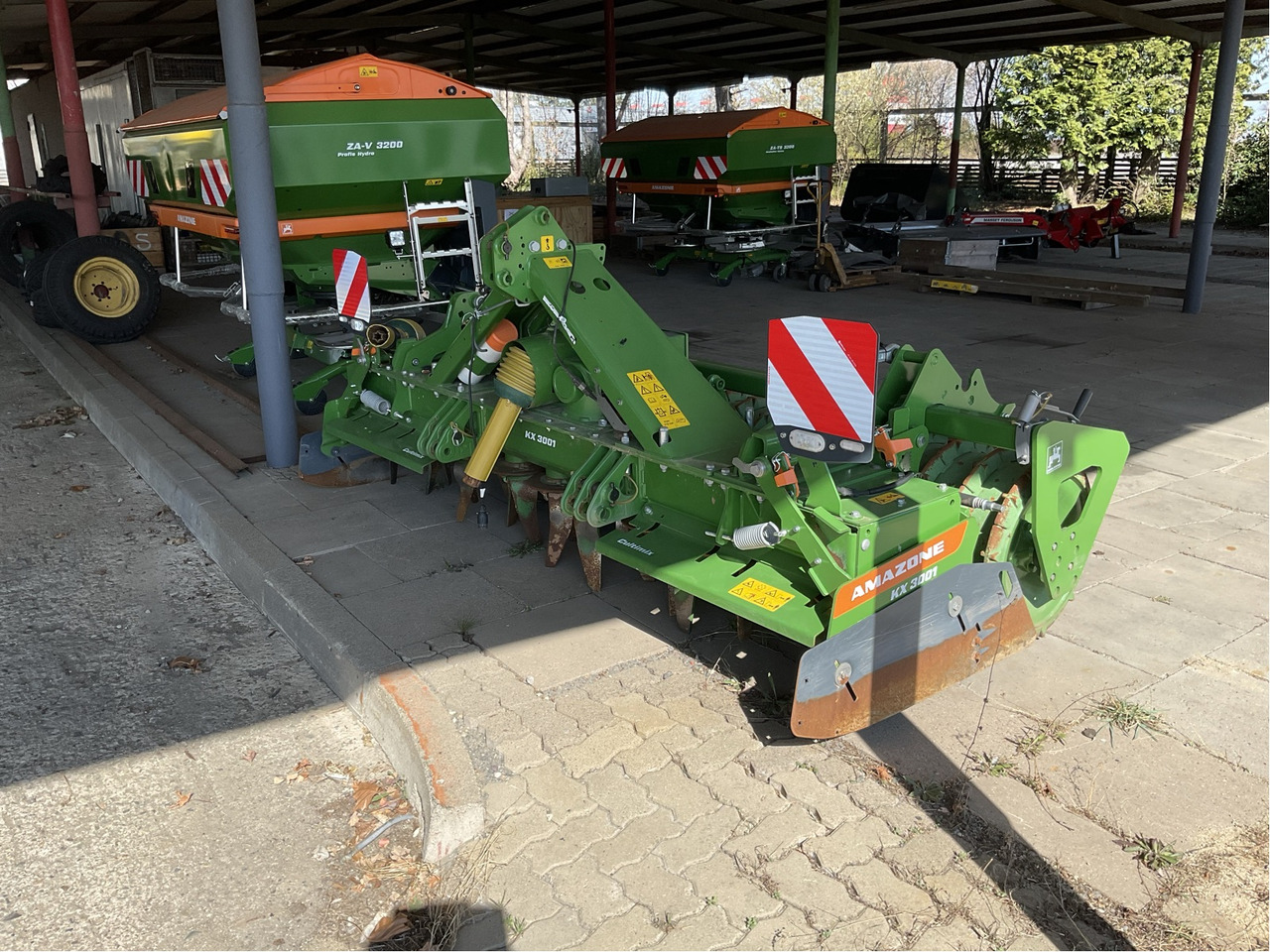 Amazone KX 3001 Anbaukreiselgrubbe - ال معدات حراثه: صور 3 Amazone KX 3001 Anbaukreiselgrubbe - ال معدات حراثه: صور 3