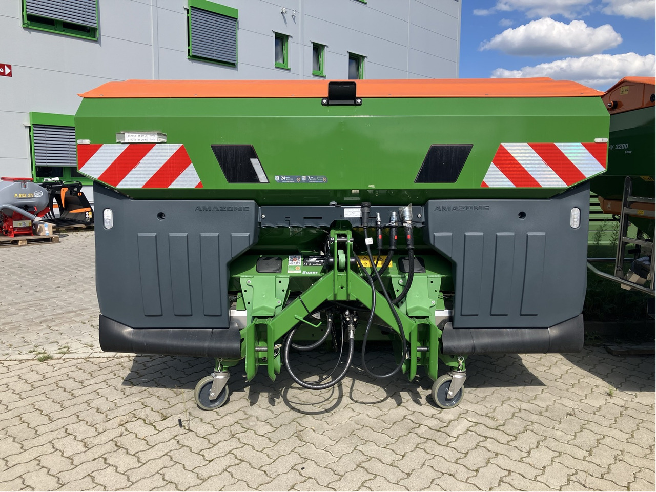Amazone ZA-TS Hydro 3200 Super - آلة الرش: صور 1 Amazone ZA-TS Hydro 3200 Super - آلة الرش: صور 1