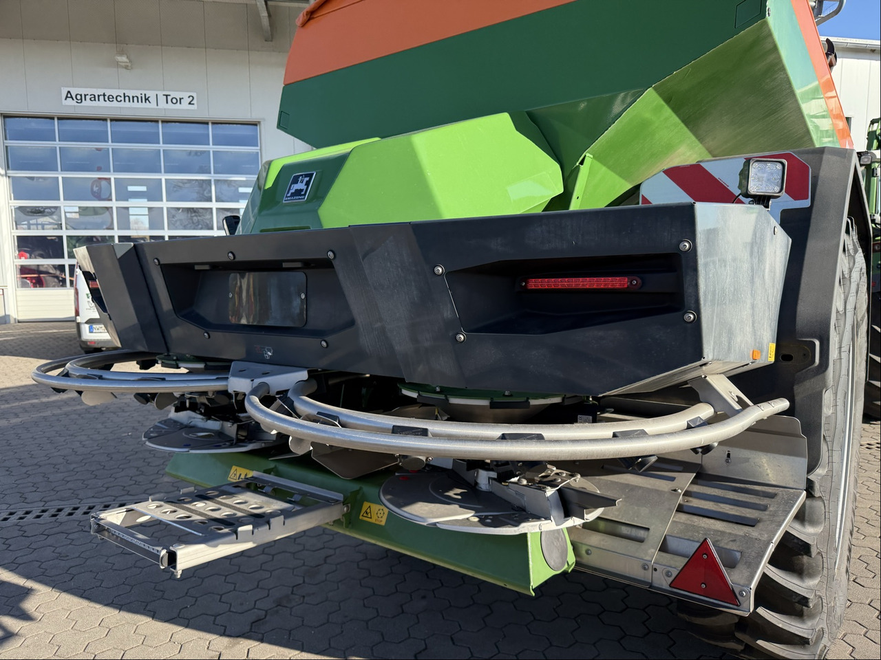 Amazone ZG-TS 10001 ProfisPro - آلة الرش: صور 5 Amazone ZG-TS 10001 ProfisPro - آلة الرش: صور 5