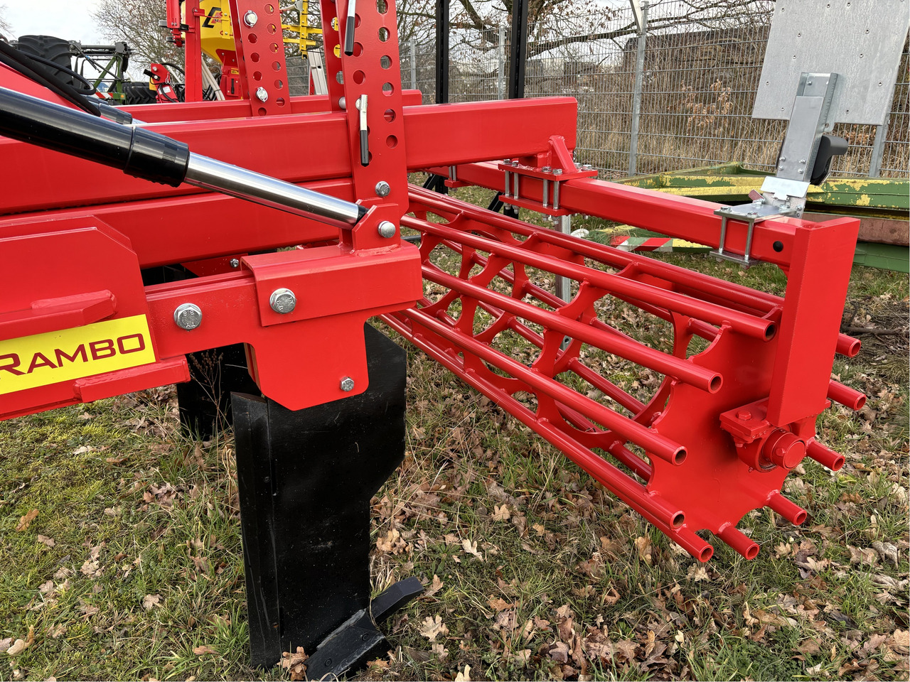 Brix Tiefenlockerer Rambo 900-H - ال معدات حراثه: صور 2 Brix Tiefenlockerer Rambo 900-H - ال معدات حراثه: صور 2