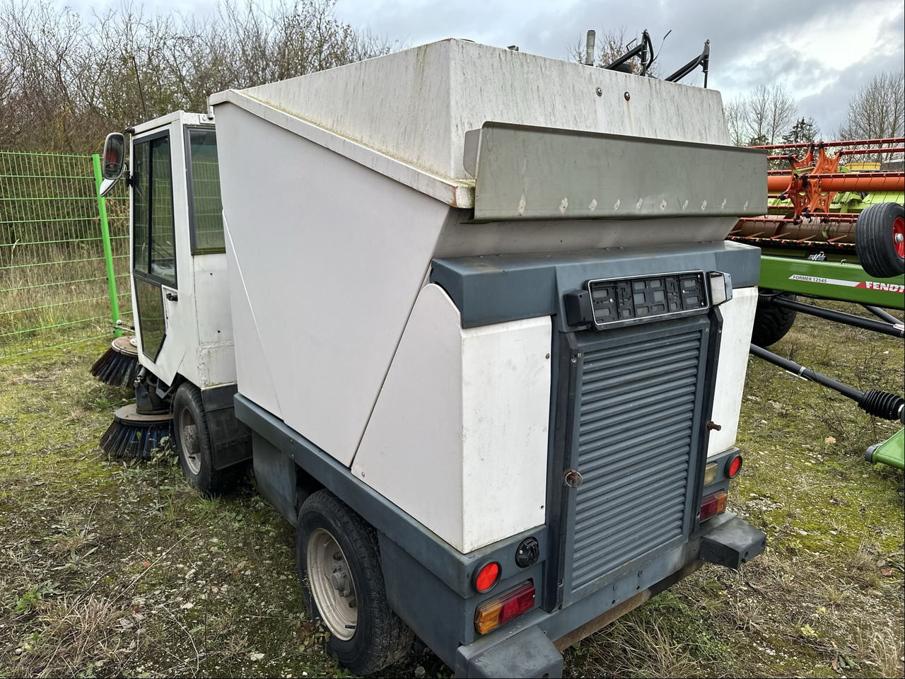 Bucher CityCat K1700 Kehrmasch - جزازة: صور 4 Bucher CityCat K1700 Kehrmasch - جزازة: صور 4