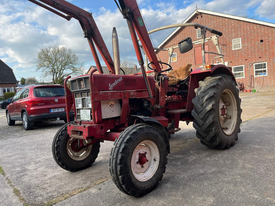 Case IH IHC 633 - جرار: صور 1 Case IH IHC 633 - جرار: صور 1