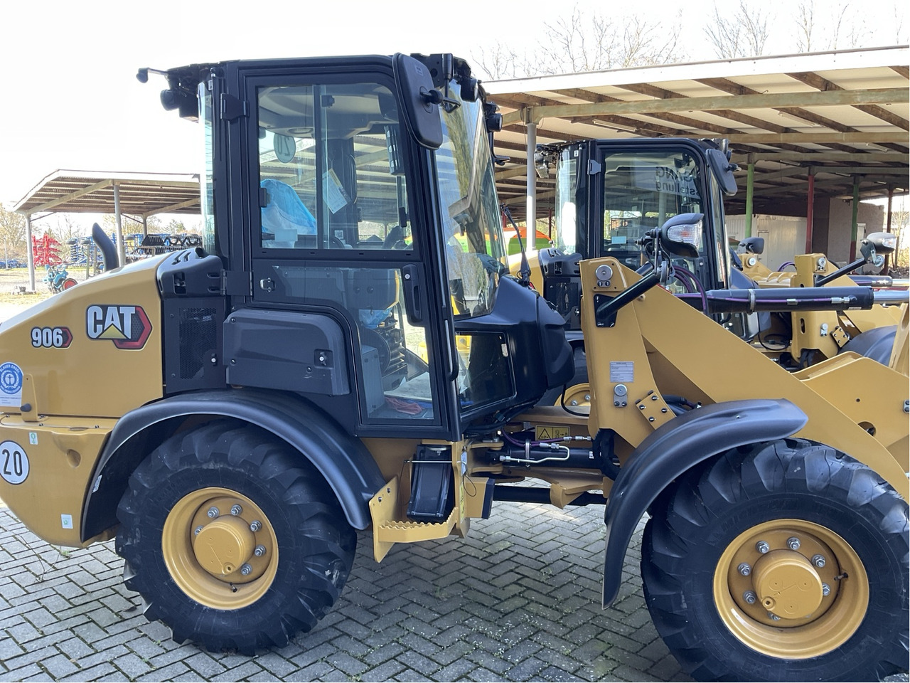 Caterpillar 906 - اللودر بعجل: صور 3 Caterpillar 906 - اللودر بعجل: صور 3
