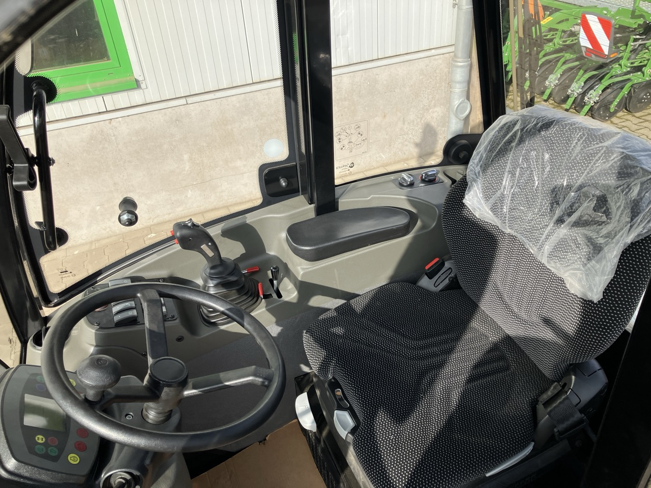 Caterpillar Zeppelin ZL35 - اللودر بعجل: صور 3 Caterpillar Zeppelin ZL35 - اللودر بعجل: صور 3