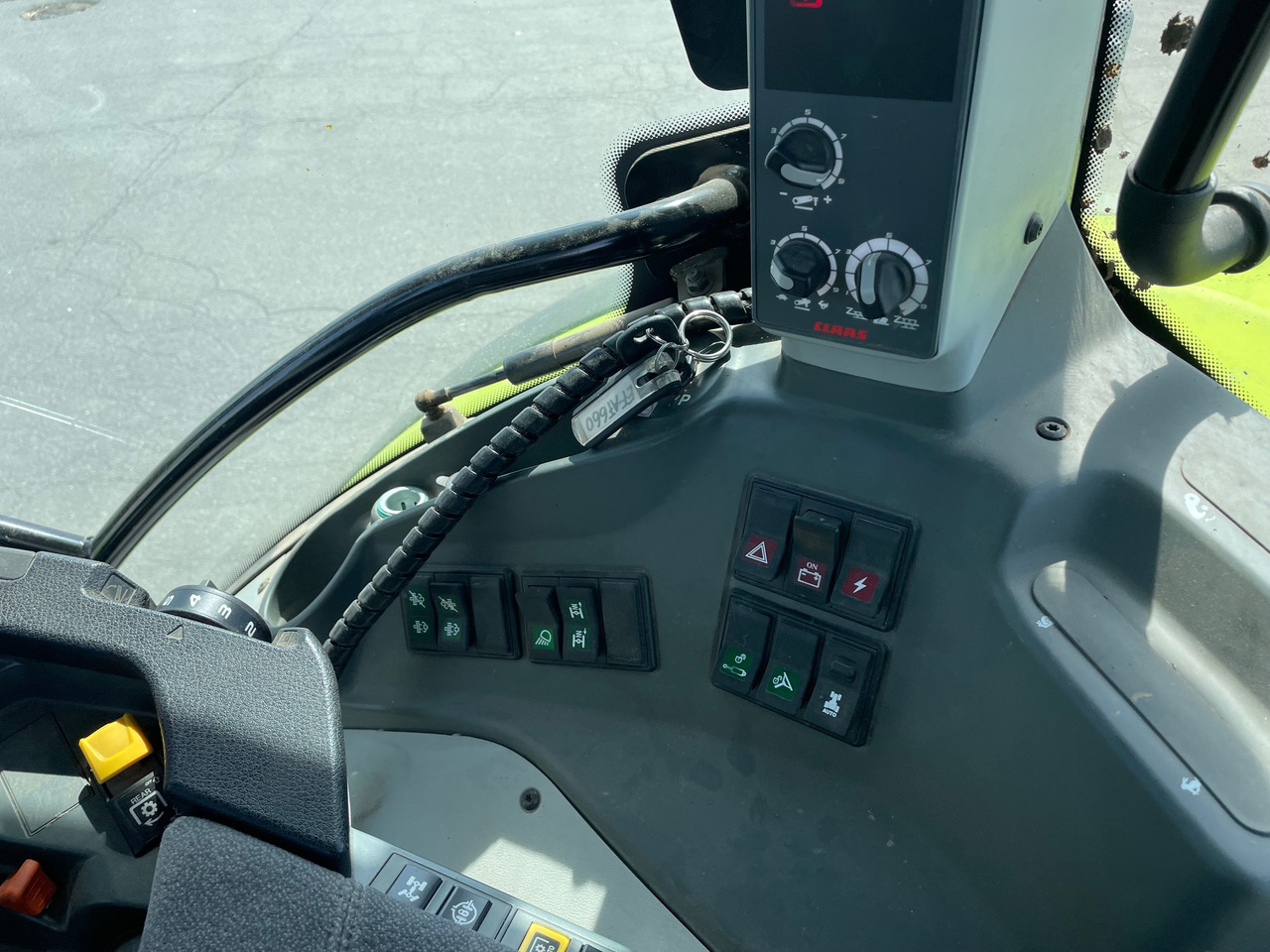 Claas Arion 660 C-matic - جرار: صور 5 Claas Arion 660 C-matic - جرار: صور 5