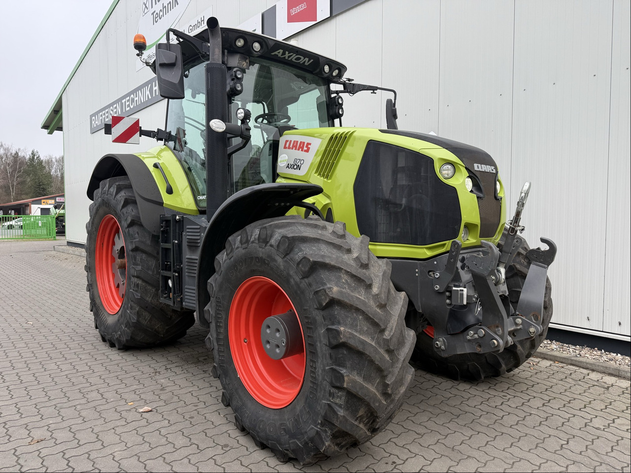 Claas Axion 870 C-Matic - جرار: صور 1 Claas Axion 870 C-Matic - جرار: صور 1