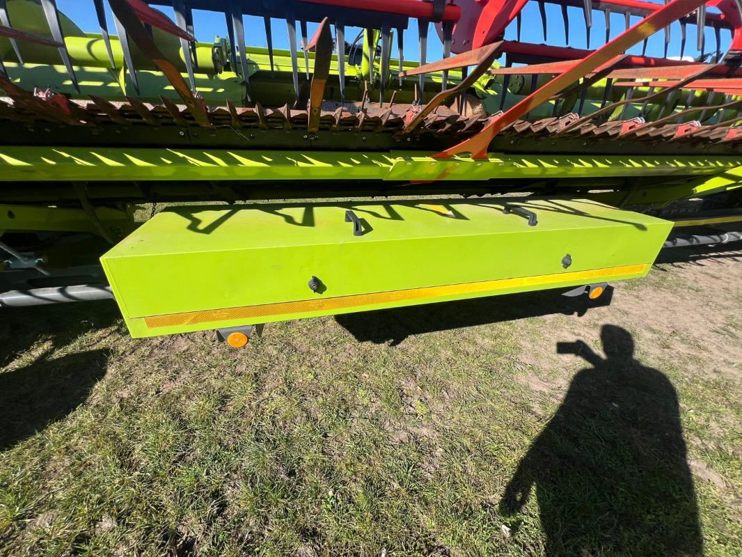 Claas Convio 13,80 m - حصادة شاملة: صور 4 Claas Convio 13,80 m - حصادة شاملة: صور 4