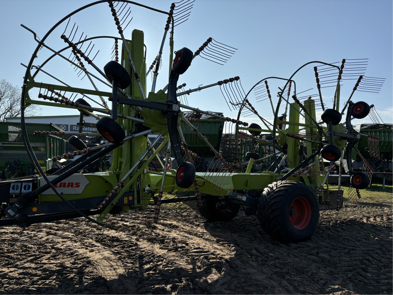 Claas Liner 4800 Trend - لمّامَة القش: صور 5 Claas Liner 4800 Trend - لمّامَة القش: صور 5
