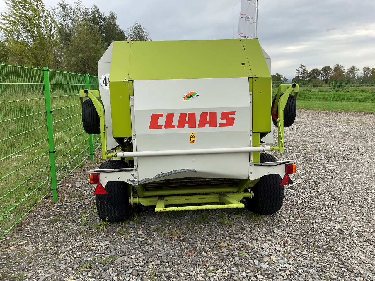 Claas Rollant 255RC - معدات القش: صور 4 Claas Rollant 255RC - معدات القش: صور 4