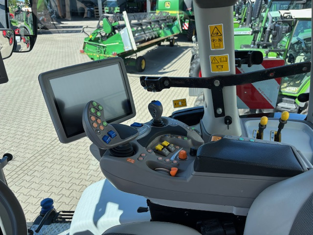 Deutz-Fahr Agrotron 6215 TTV Warrior -RTK - جرار: صور 3 Deutz-Fahr Agrotron 6215 TTV Warrior -RTK - جرار: صور 3