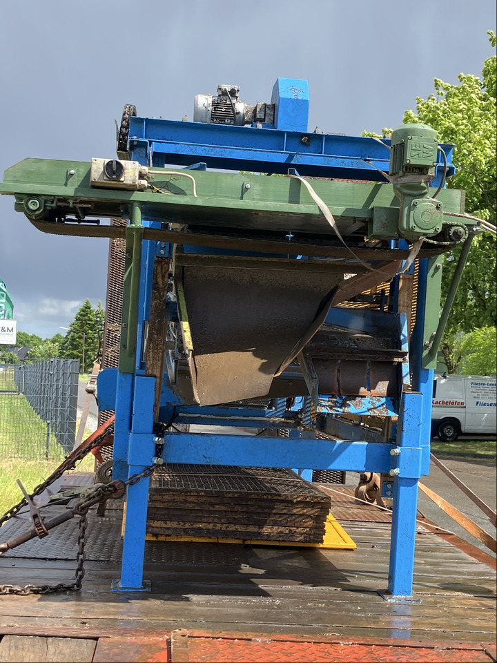 Euro-Jabelman JKS 165-4 Alpha - آلة حصاد: صور 4 Euro-Jabelman JKS 165-4 Alpha - آلة حصاد: صور 4