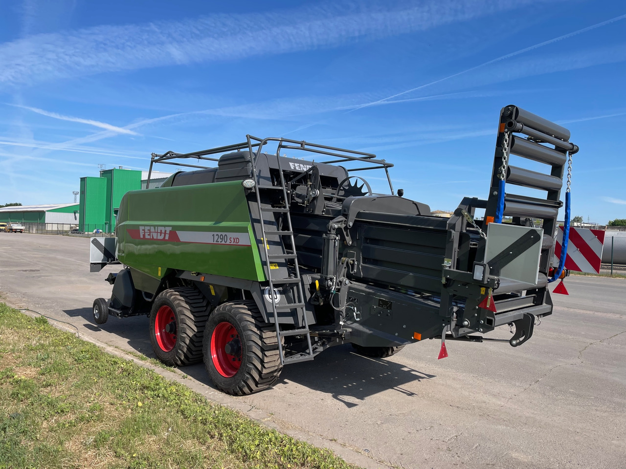 Fendt 1290 XD Cutter Quaderballenpre - مكبس البالات المستطيله: صور 3 Fendt 1290 XD Cutter Quaderballenpre - مكبس البالات المستطيله: صور 3