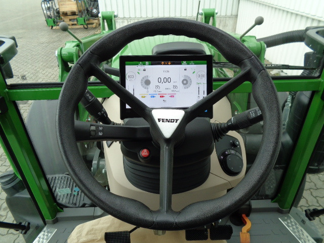Fendt 211 S Vario Gen3 Power - جرار: صور 3 Fendt 211 S Vario Gen3 Power - جرار: صور 3
