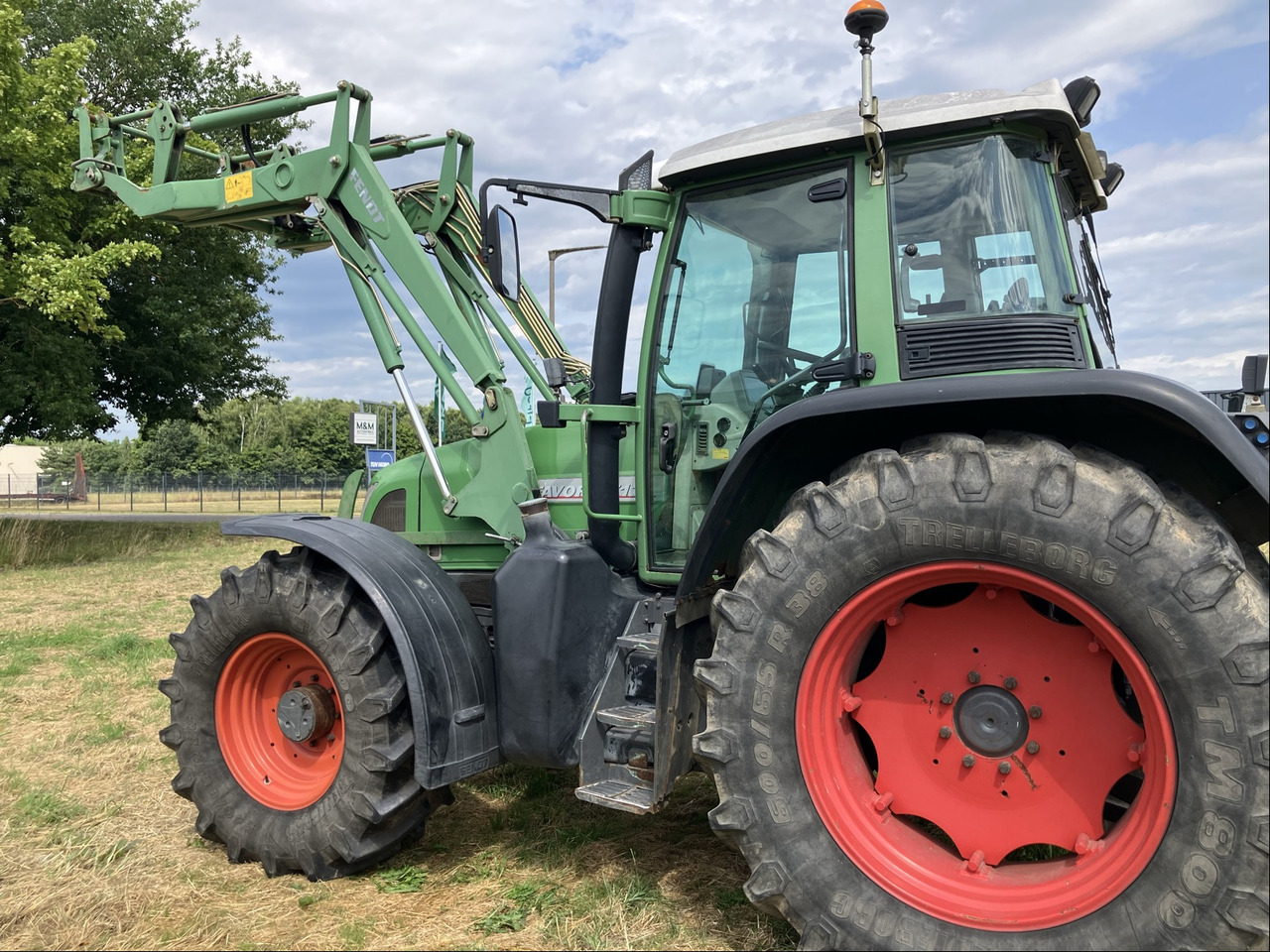 Fendt 712 COM1 - جرار: صور 2 Fendt 712 COM1 - جرار: صور 2