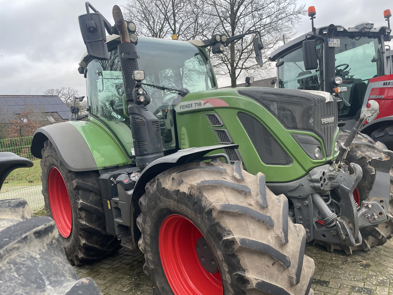 Fendt 718 Power Plus - جرار: صور 1 Fendt 718 Power Plus - جرار: صور 1