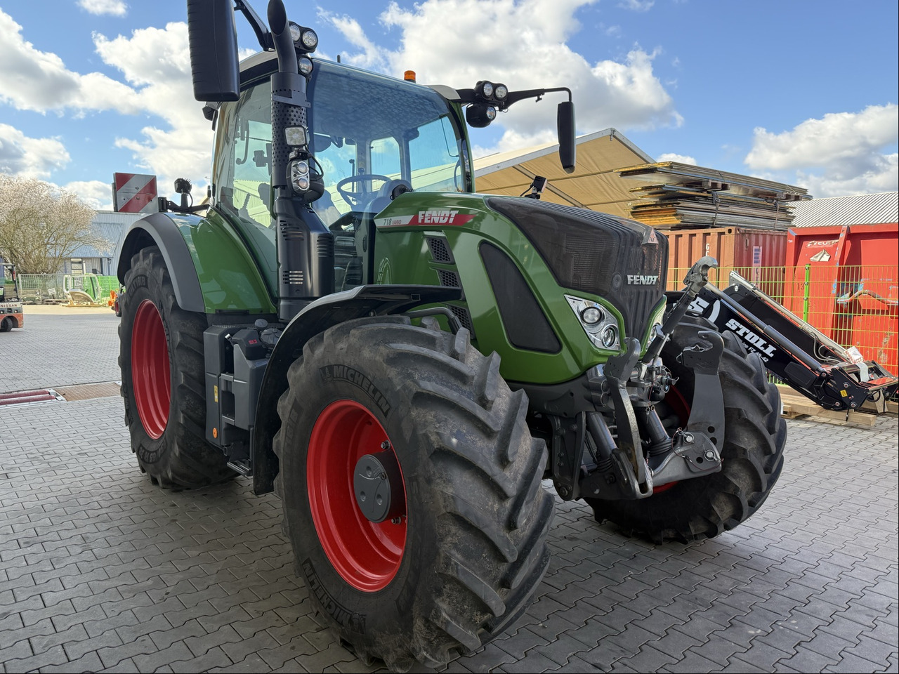 Fendt 718 Vario Gen6 ProfiPlus - جرار: صور 1 Fendt 718 Vario Gen6 ProfiPlus - جرار: صور 1