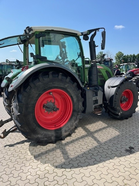 Fendt 718 Vario S4 - جرار: صور 4 Fendt 718 Vario S4 - جرار: صور 4