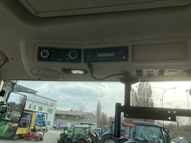 Fendt 720 Vario S4 Profi - جرار: صور 3 Fendt 720 Vario S4 Profi - جرار: صور 3