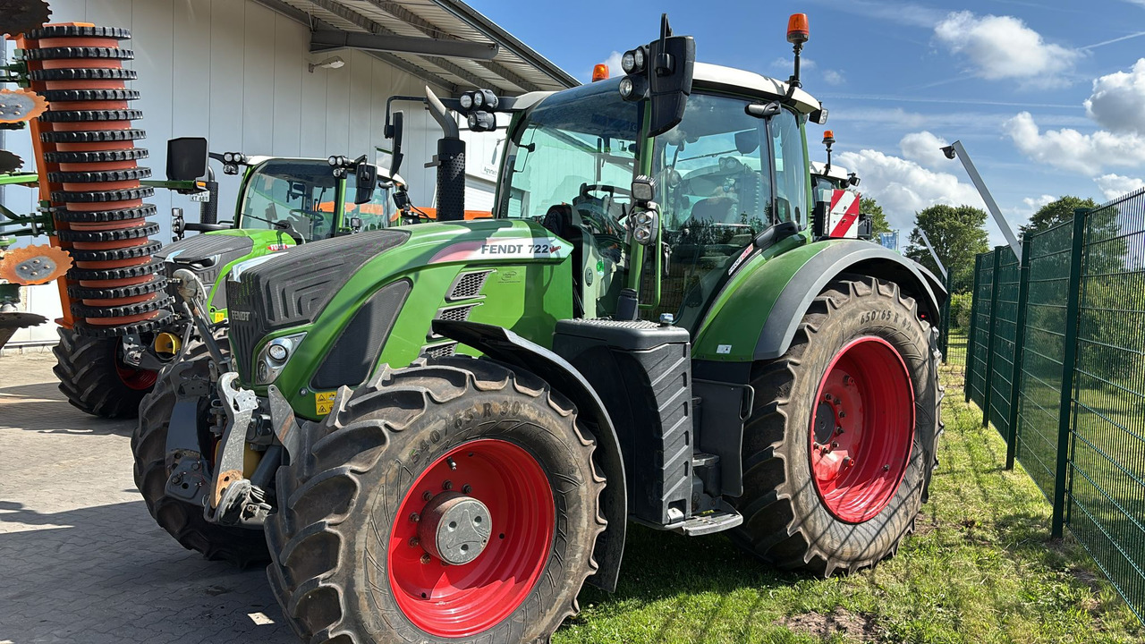 Fendt 722 Vario S4 ProfiPlus - جرار: صور 1 Fendt 722 Vario S4 ProfiPlus - جرار: صور 1