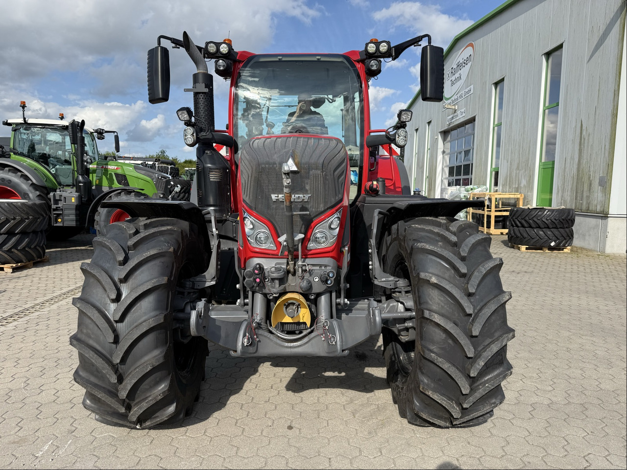 Fendt 724 Vario Gen6 ProfiPlus - جرار: صور 3 Fendt 724 Vario Gen6 ProfiPlus - جرار: صور 3