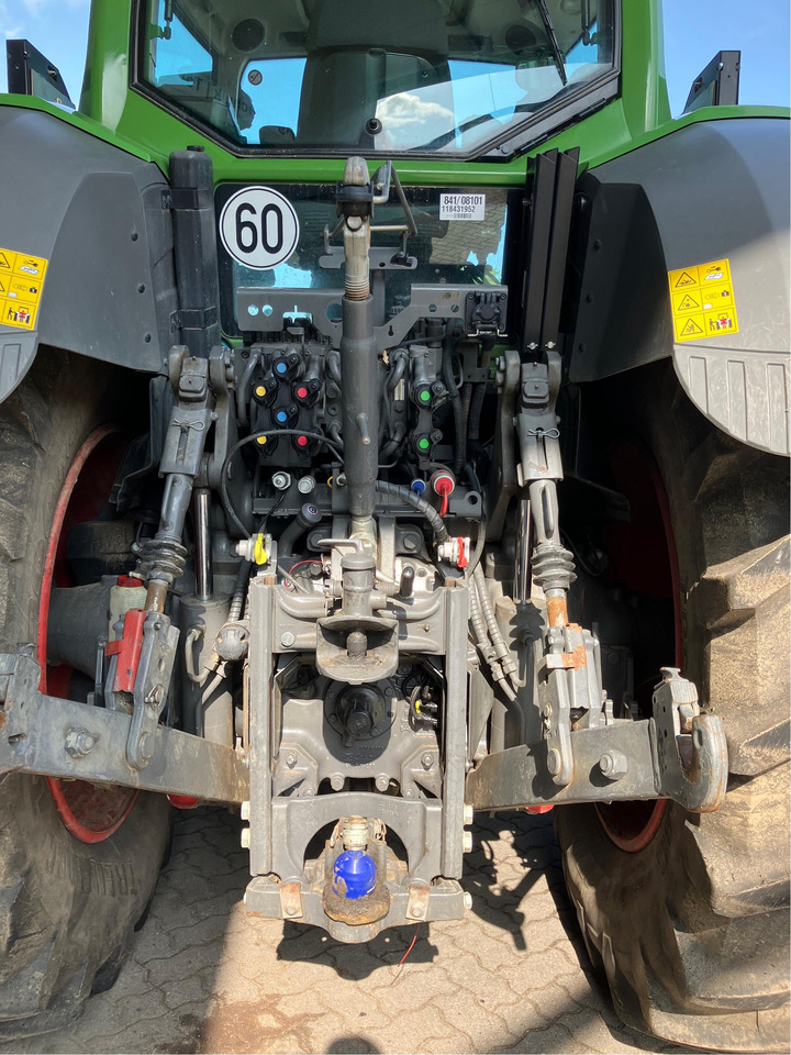 Fendt 826 Vario S4 Profi Plus RTK - جرار: صور 5 Fendt 826 Vario S4 Profi Plus RTK - جرار: صور 5