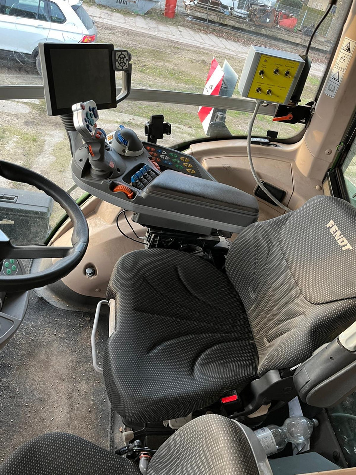 Fendt 828 Vario S4 ProfiPlus FL - جرار: صور 3 Fendt 828 Vario S4 ProfiPlus FL - جرار: صور 3