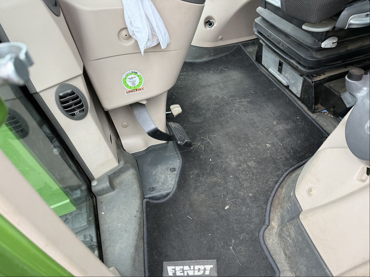 Fendt 828 Vario S4 ProfiPlus - جرار: صور 2 Fendt 828 Vario S4 ProfiPlus - جرار: صور 2
