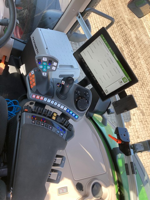 Fendt 930 Vario Gen7 Profi Setting2 - جرار: صور 3 Fendt 930 Vario Gen7 Profi Setting2 - جرار: صور 3