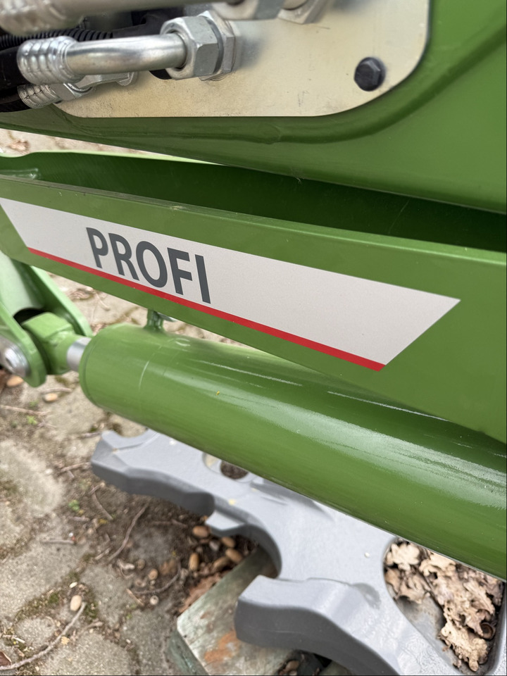 Fendt Cargo 6.100 Profi - لوادر وحفارات أمامية: صور 4 Fendt Cargo 6.100 Profi - لوادر وحفارات أمامية: صور 4